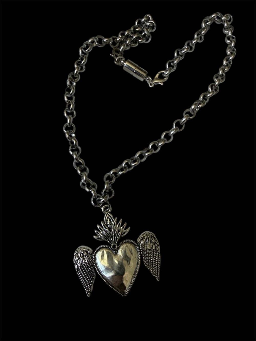 Silver Heart Wing Pendant Necklace NWOT - Picture 4 of 5
